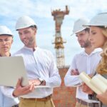 Avantajele externalizării complete a construcției unei hale industriale