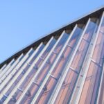 Durabilitatea fațadelor metalice în condiții industriale dificile