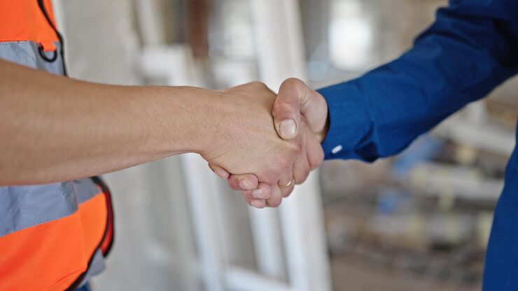 Blog 89 Avantajele colaborării cu un partener local pentru hale industriale